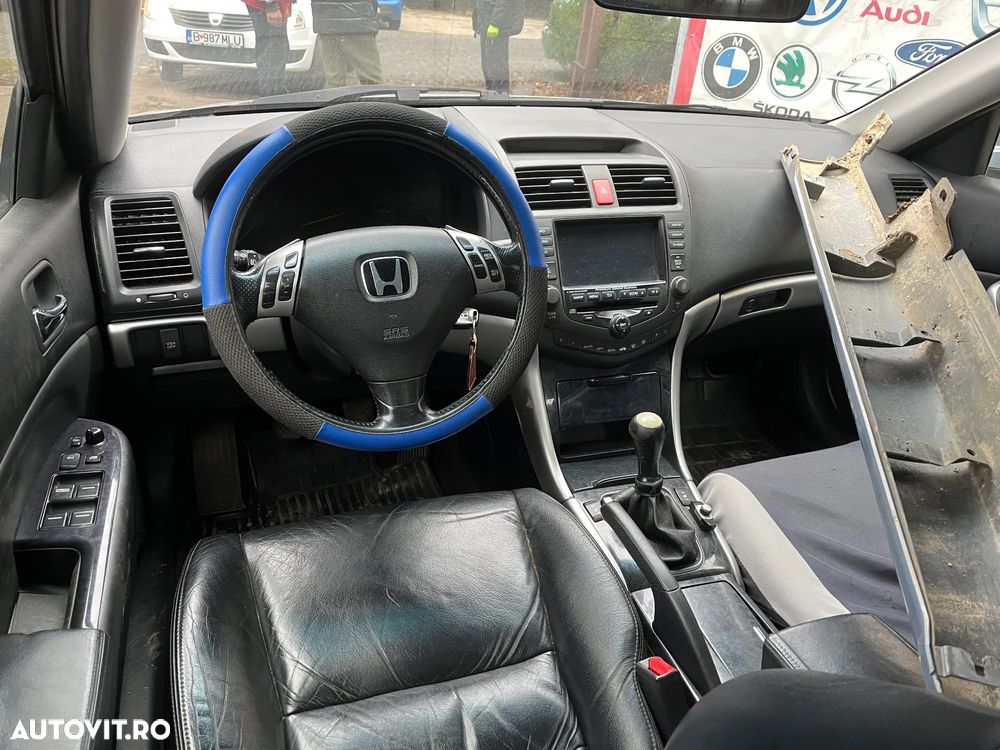 Dezmembrez Honda Accord 7 2005 diesel 2,2 103KW gri bleo - 8