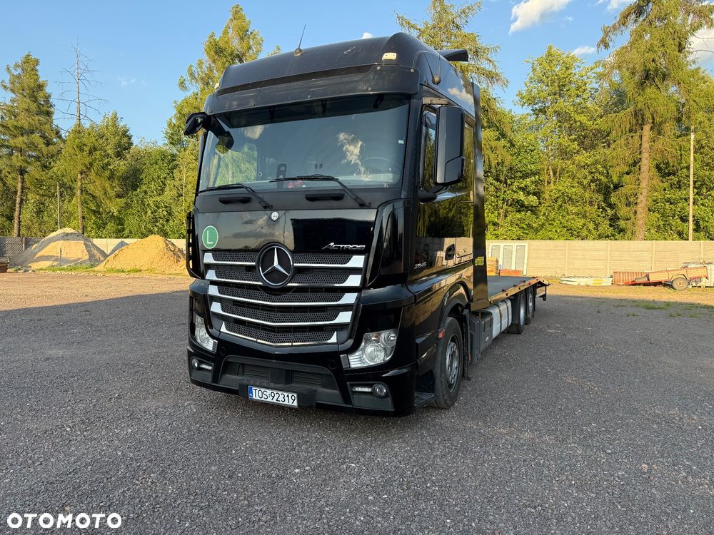 Mercedes-Benz Actros - 2