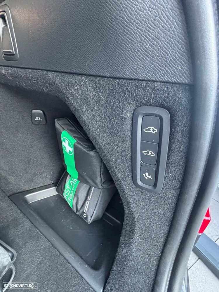 Volvo XC 90 2.0 T8 PHEV Core AWD - 25