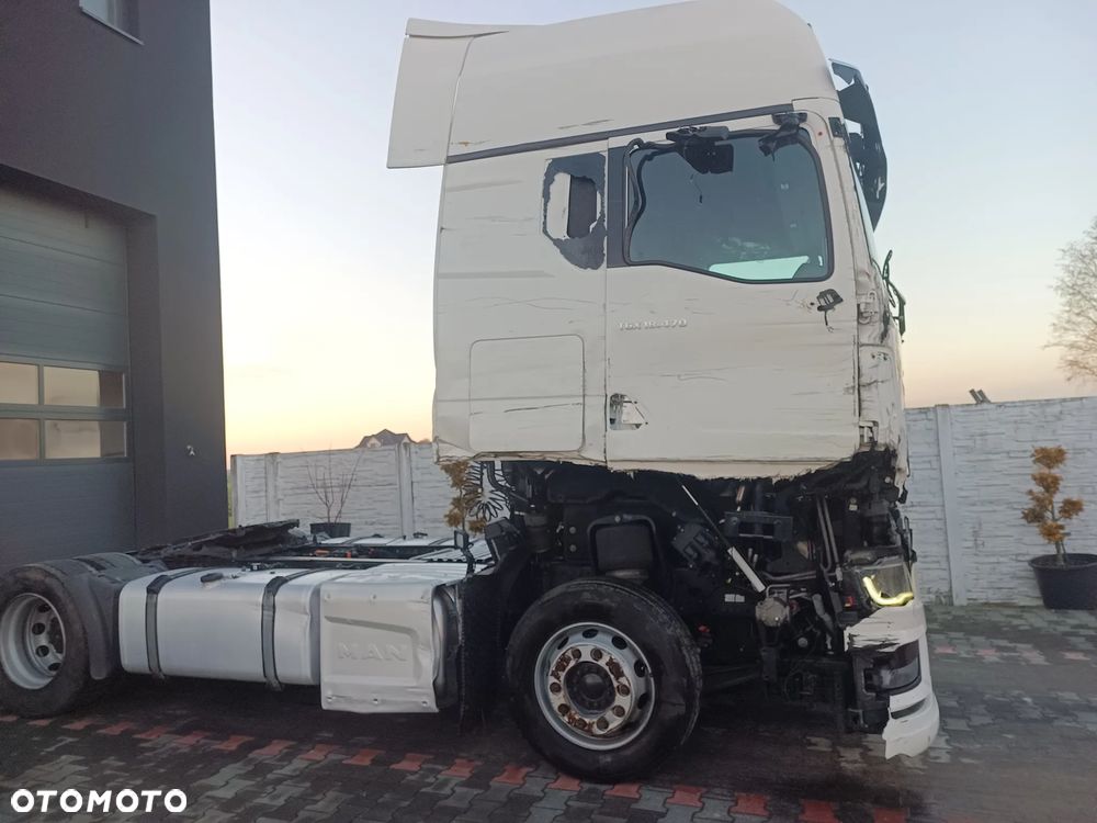 MAN TGX TG3 18.470 low deck retarder 98000zł netto - 7