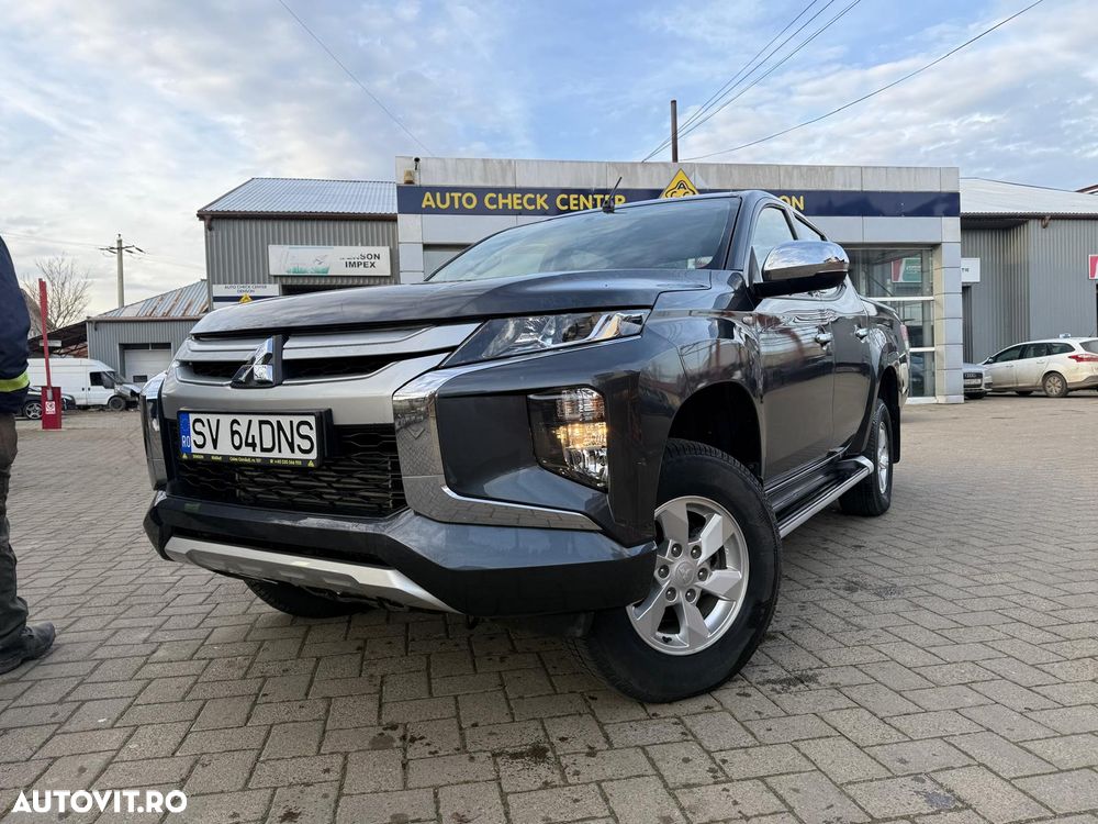 Mitsubishi L200 Double Cab 2.2 DI-D M/T Intense - 1