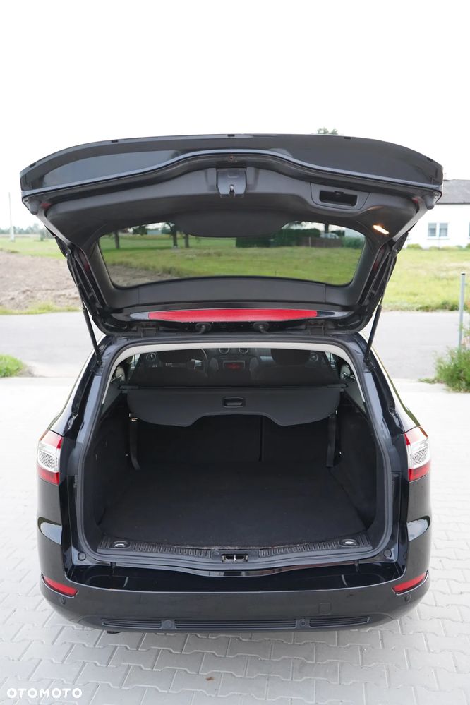 Ford Mondeo 1.6 Eco Boost Start-Stopp Titanium - 32