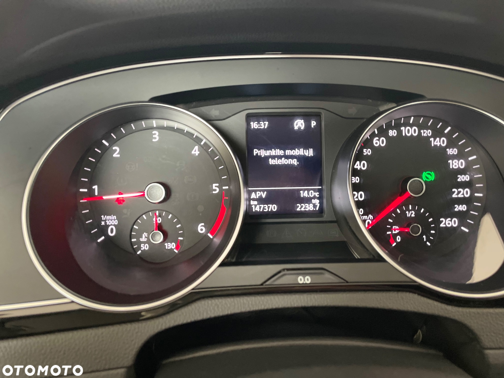 Volkswagen Passat 2.0 TDI BMT Comfortline DSG - 8