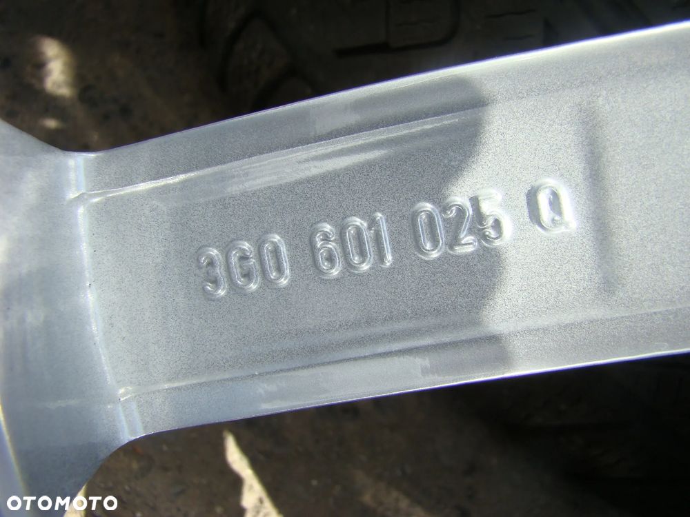 a93 5x112 VW Passat B9 B8 Beetle T-Roc 8jx18 opony zima 235/45 - 6