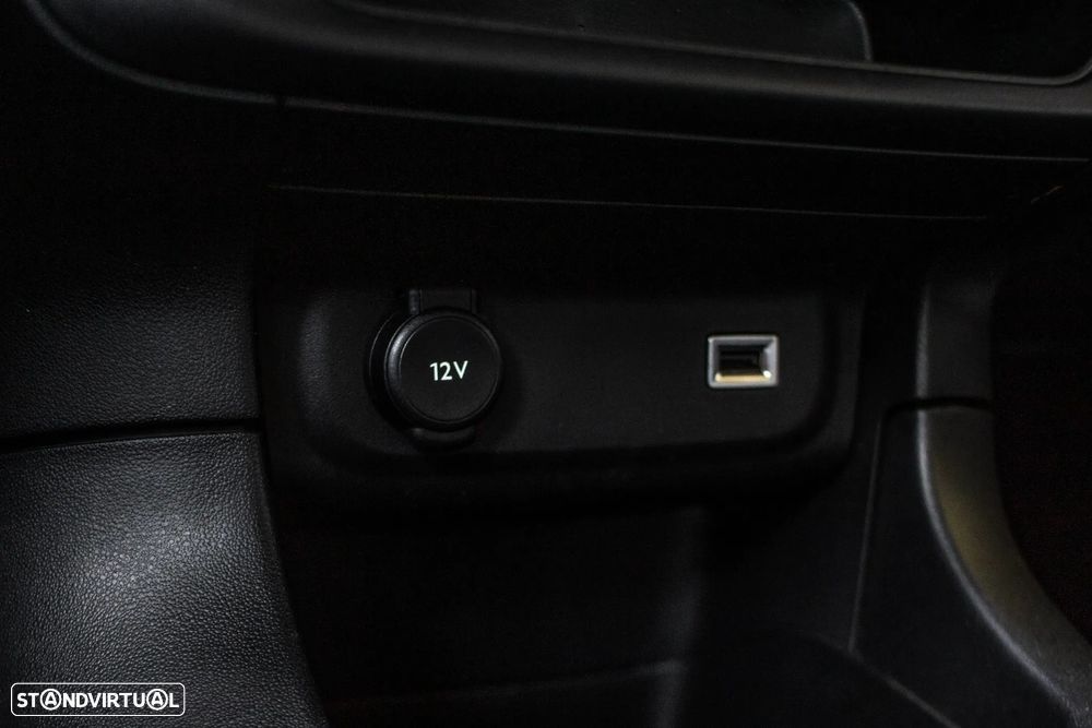 Citroën C3 1.2 PureTech Shine - 15