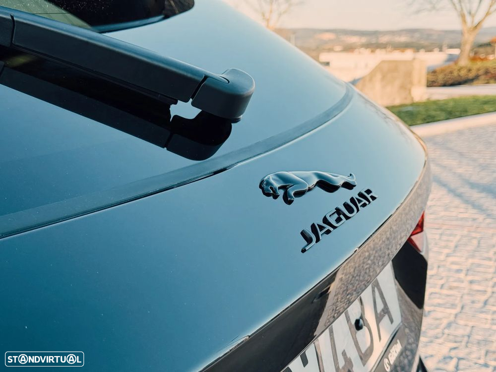 Jaguar F-Pace - 10