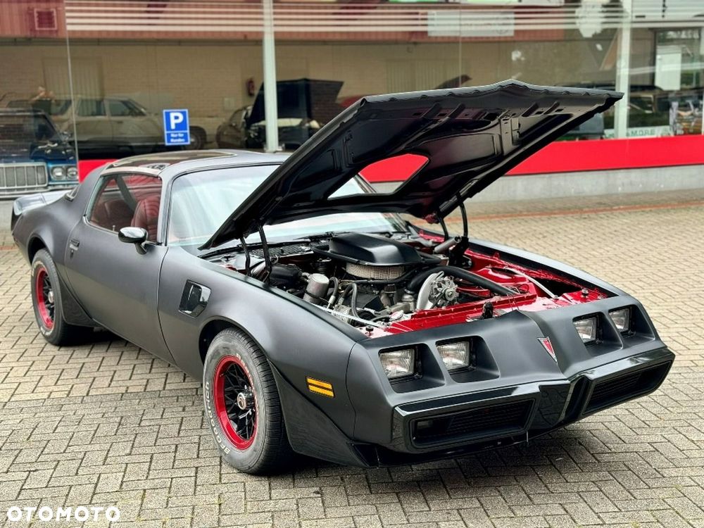Pontiac Trans Am - 30