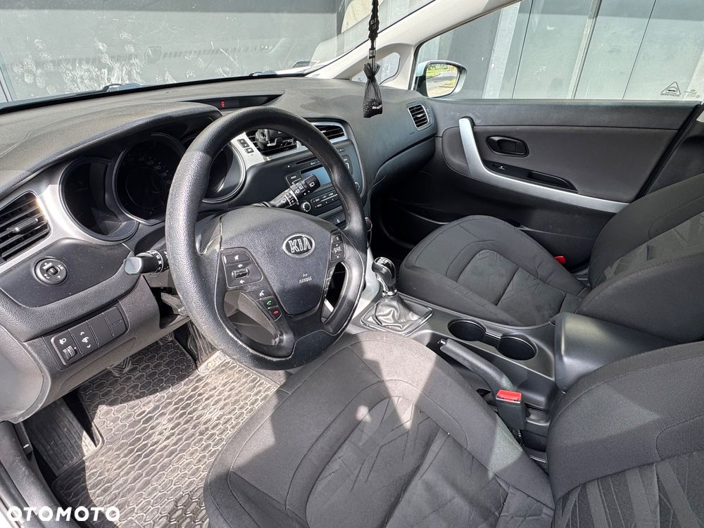 Kia Ceed 1.6 CRDi M - 22