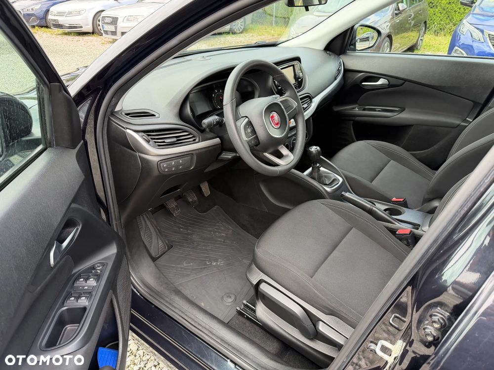 Fiat Tipo 1.4 T-Jet Easy - 24