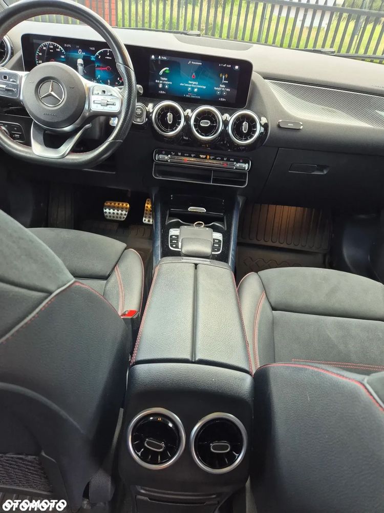 Mercedes-Benz Klasa B 200 d AMG Line 8G-DCT - 18