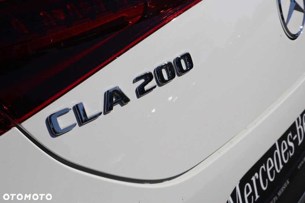 Mercedes-Benz CLA - 11