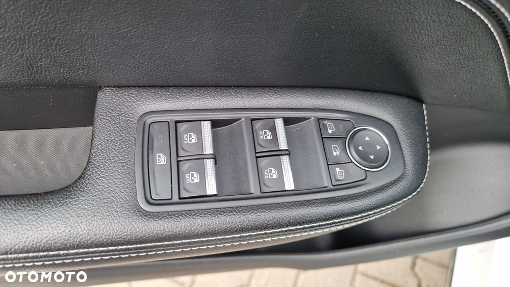Renault Arkana 1.6 E-TECH Techno MMT - 18