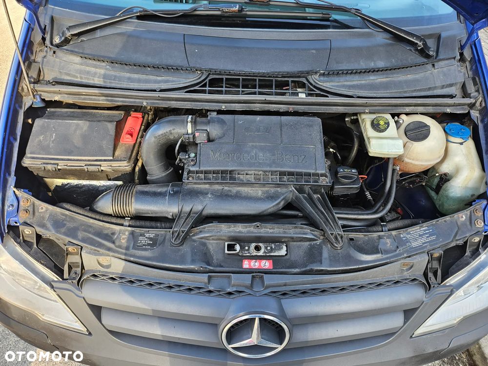Mercedes-Benz Vito Crew 639.701 - 8