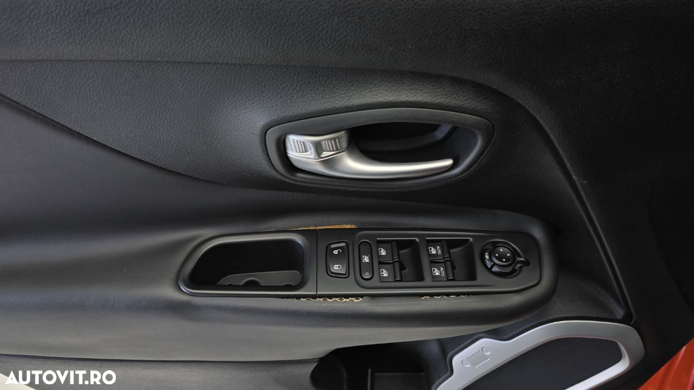 Jeep Renegade - 11
