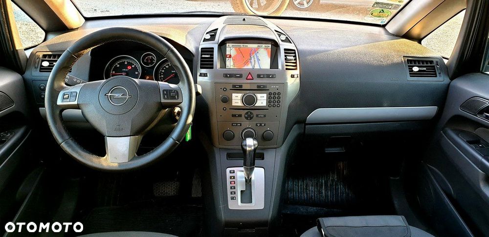Opel Zafira - 18