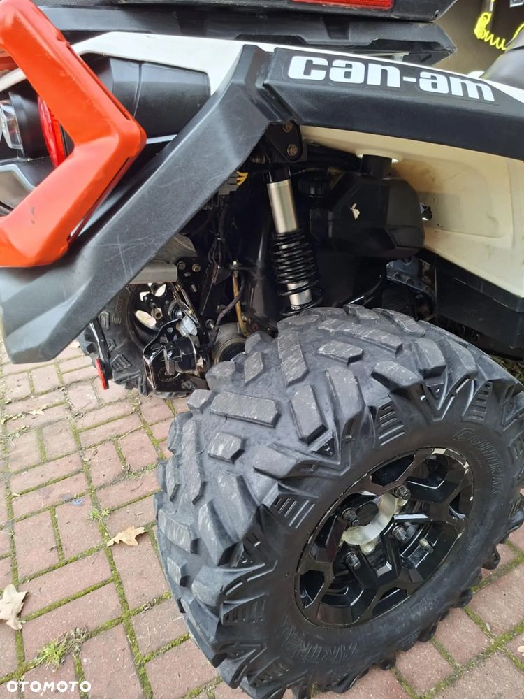Can-Am Outlander Max - 16