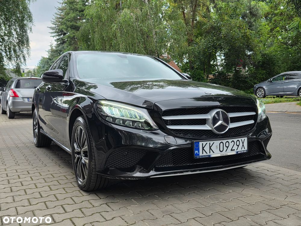 Mercedes-Benz Klasa C 200 4-Matic 9G-TRONIC - 11