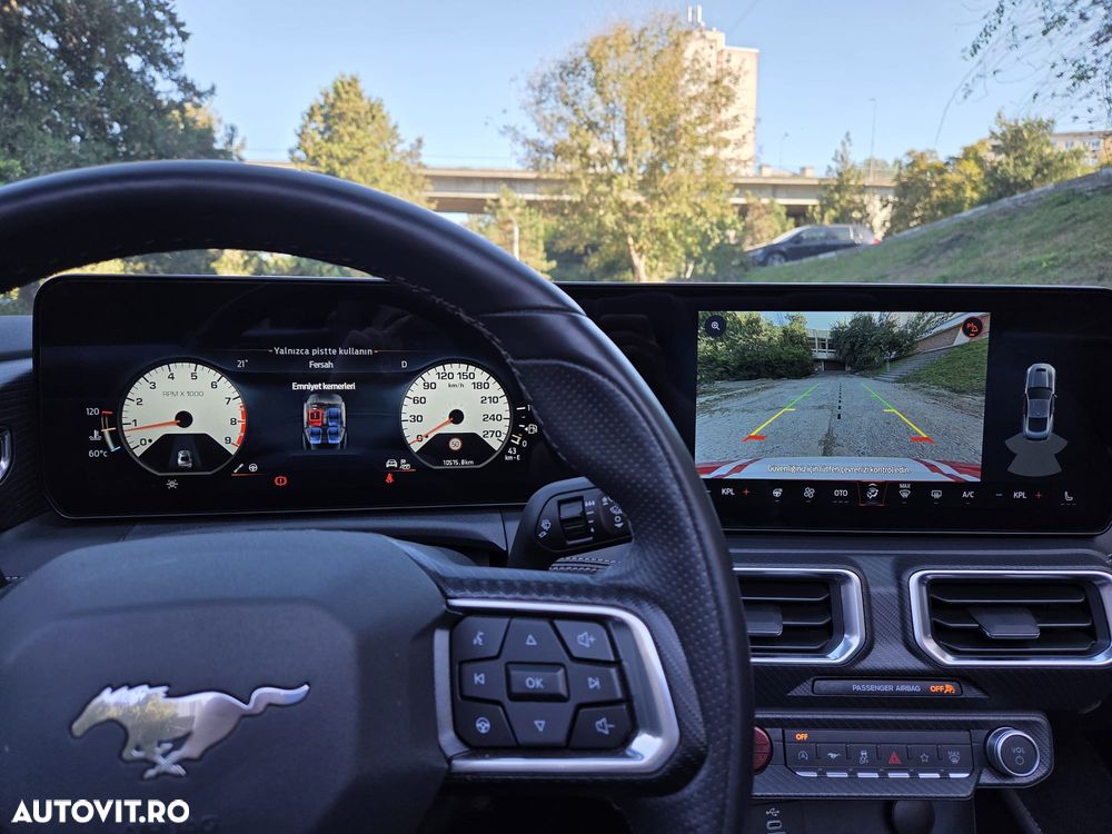 Ford Mustang 5.0 V8 GT - 29