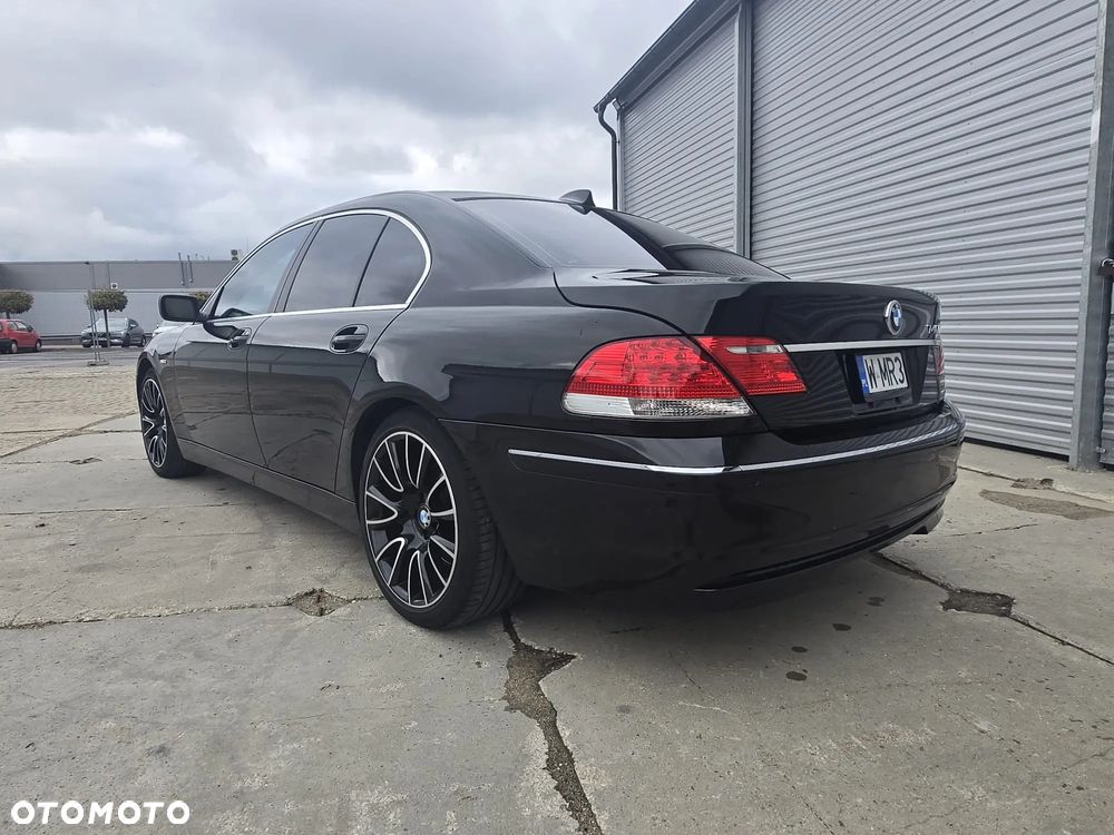 BMW Seria 7 740i - 3
