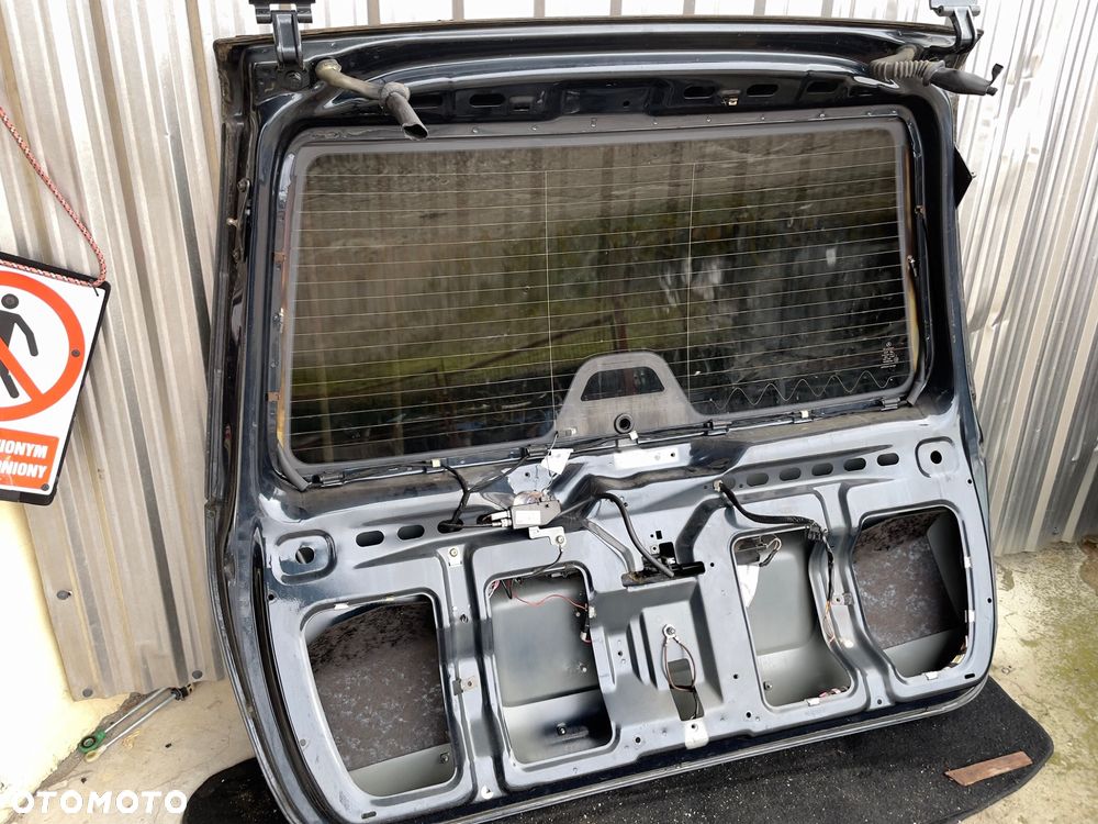 Mercedes ML 163 lift  klapa szyba zamek klapy granatowa 189 antena emblemat - 7
