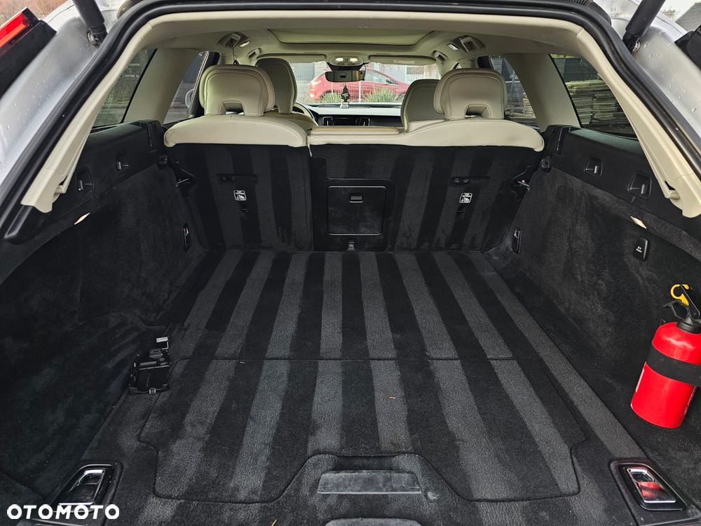 Volvo V90 Cross Country B6 B AWD Pro - 22