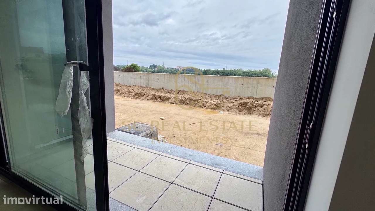 Excelente T2 Novo comTerraço e Jardim em São Mamede Infesta - Grande imagem: 3/16