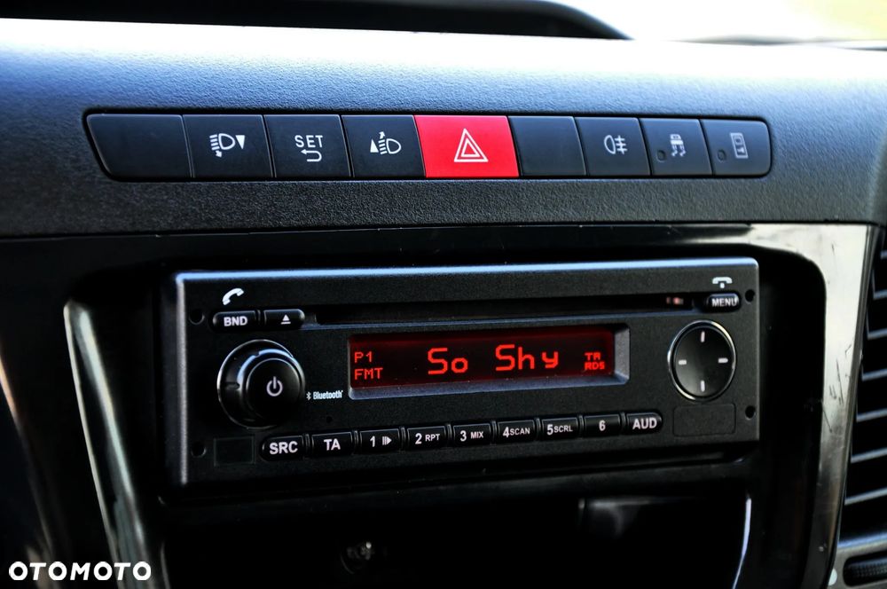 Iveco Daily 35-120 2.3 HPi 120KM Maxi Tylko 174tys.km. Gwarancja - 28