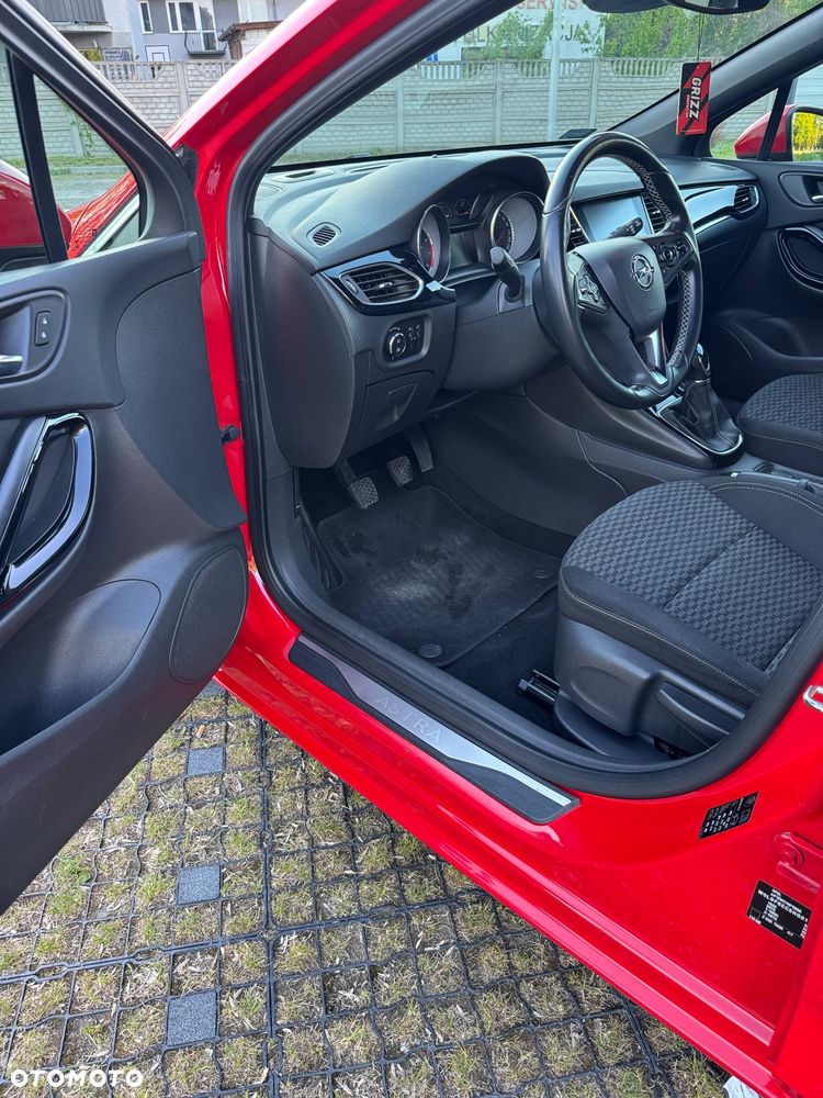 Opel Astra 1.4 T Dynamic S&S - 26