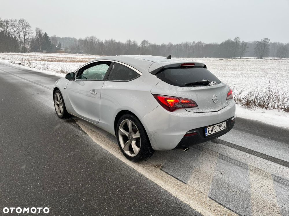 Opel Astra 1.6 T Sport - 4