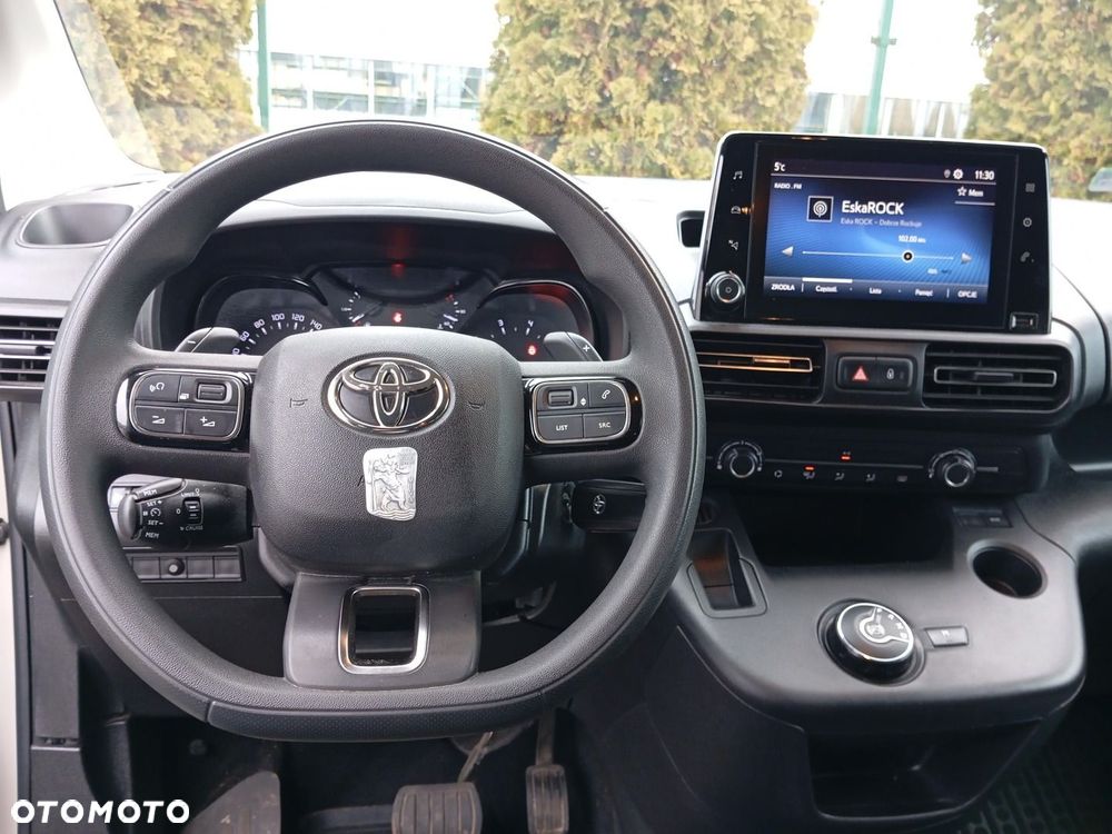 Toyota Proace City Verso 1.2 D-4T Business - 21