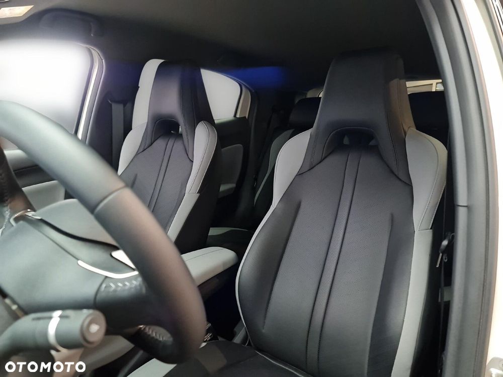 BYD Dolphin Surf - 11