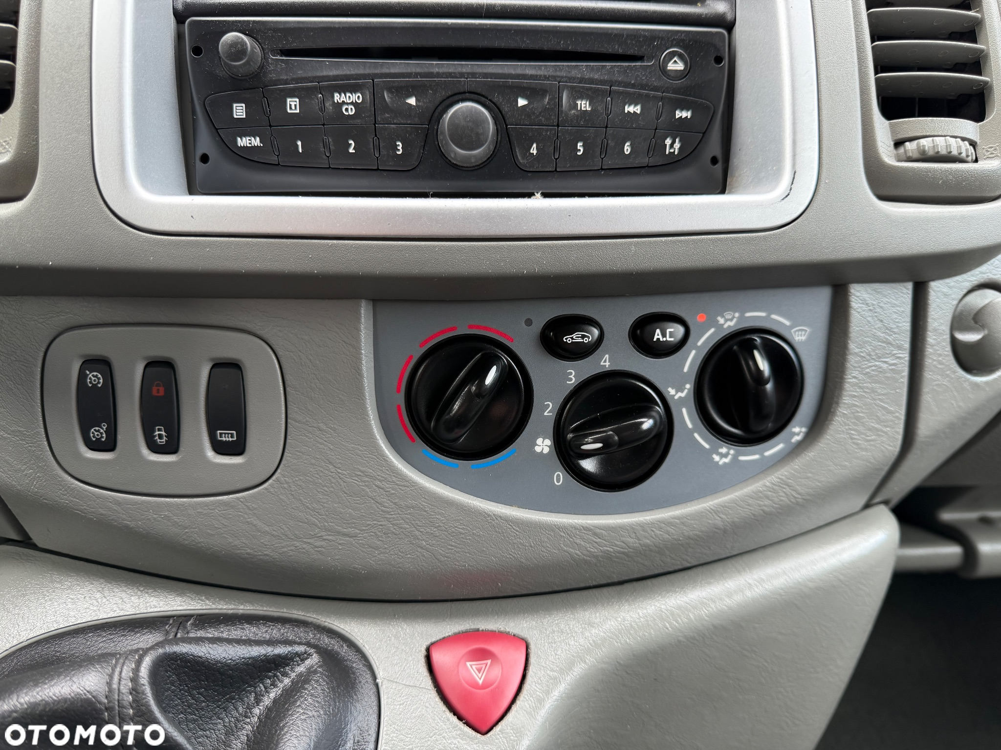 Opel Vivaro Tour Cosmo L1H1 - 20