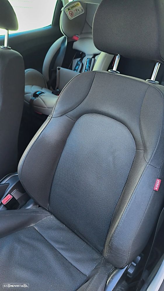 SEAT Ibiza 1.6 TDI 25 Anos DPF - 6