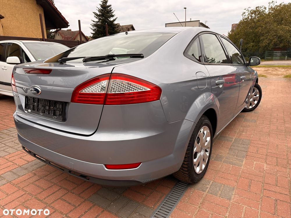Ford Mondeo 1.6 Ambiente - 4