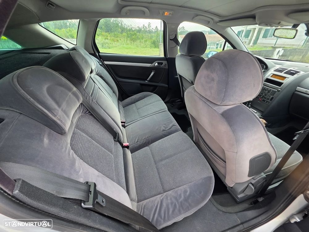 Peugeot 407 SW 2.0 HDi Executive - 23