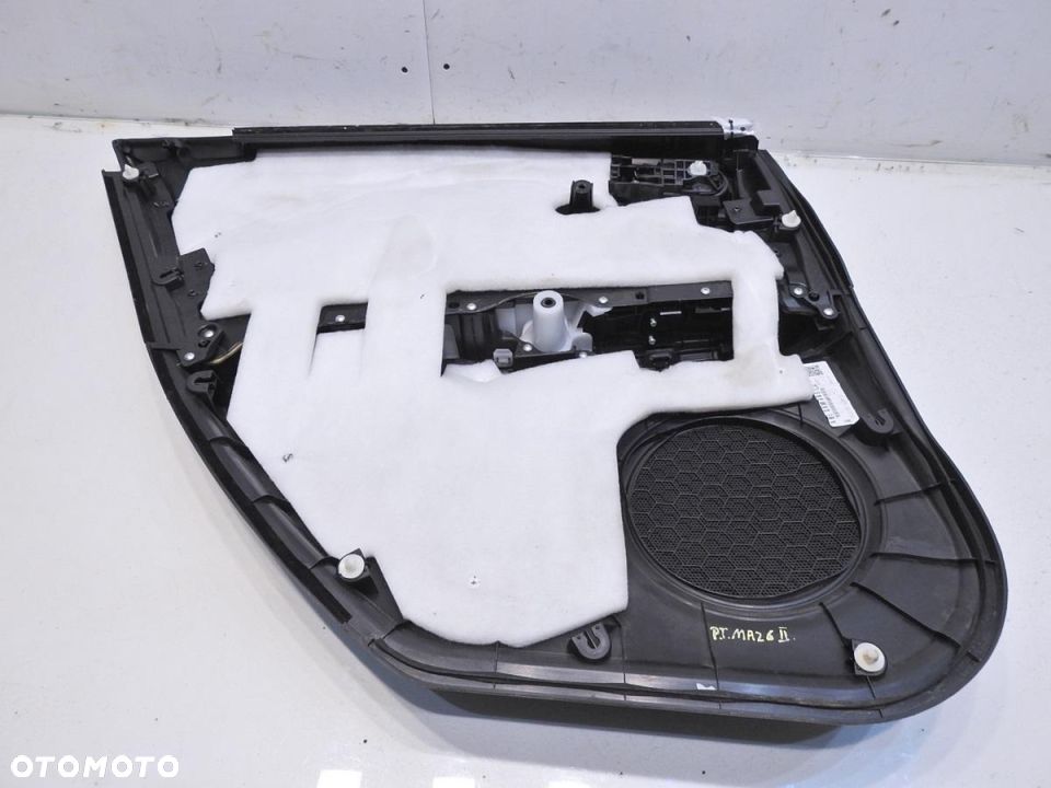 TAPICERKA DRZWI PRAWY TYŁ MAZDA 6 GH HB - 7