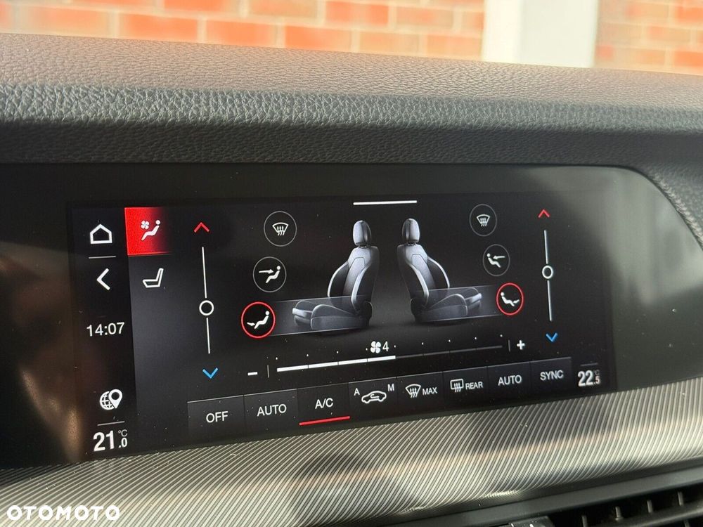 Alfa Romeo Stelvio - 25