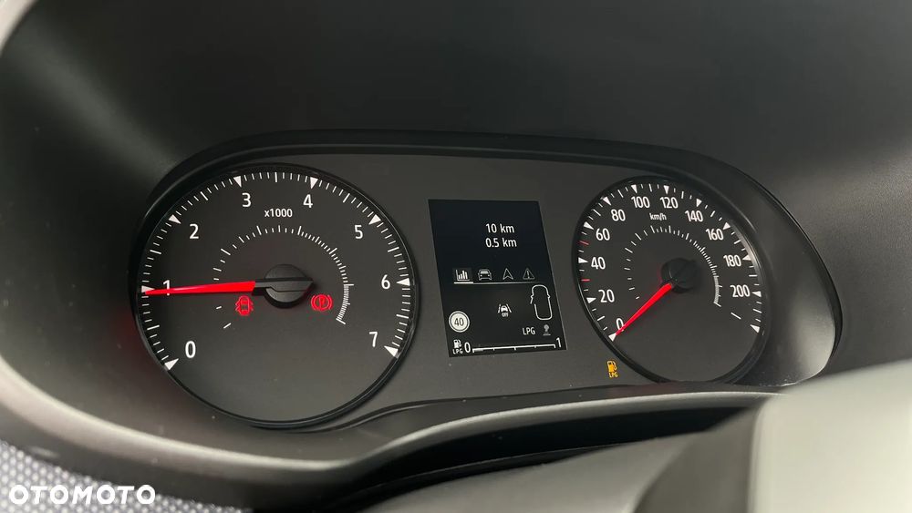 Dacia Sandero Stepway - 13