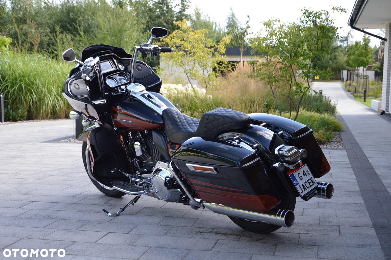 Harley-Davidson Touring Road Glide - 5