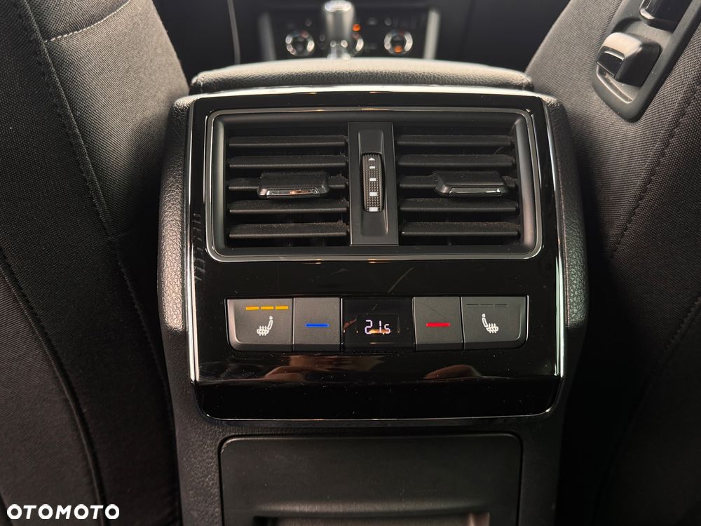 Skoda Superb 2.0 TDI SCR 4x4 Style DSG - 25