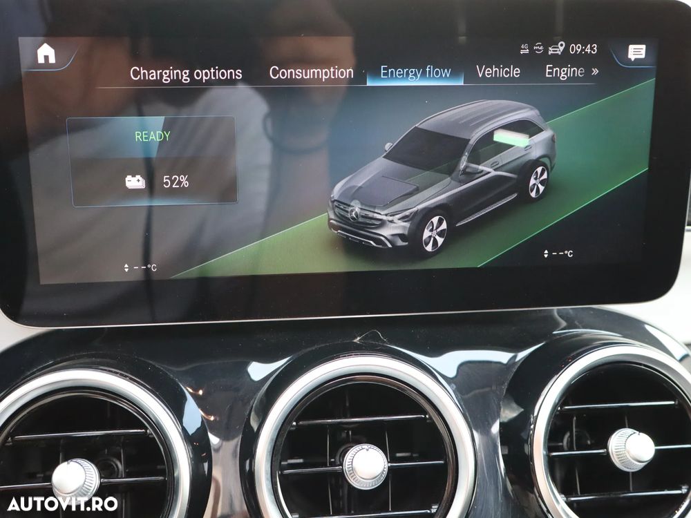 Mercedes-Benz GLC 300 de 4Matic 9G-TRONIC AMG Line Plus - 36