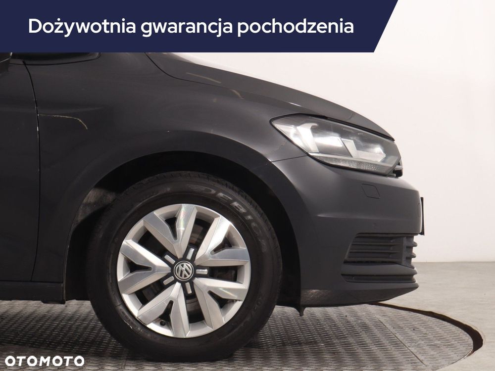Volkswagen Touran - 17