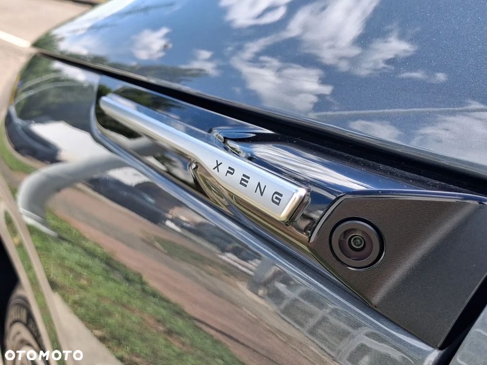 XPeng G9 94.6 kWh AWD Performance - 18