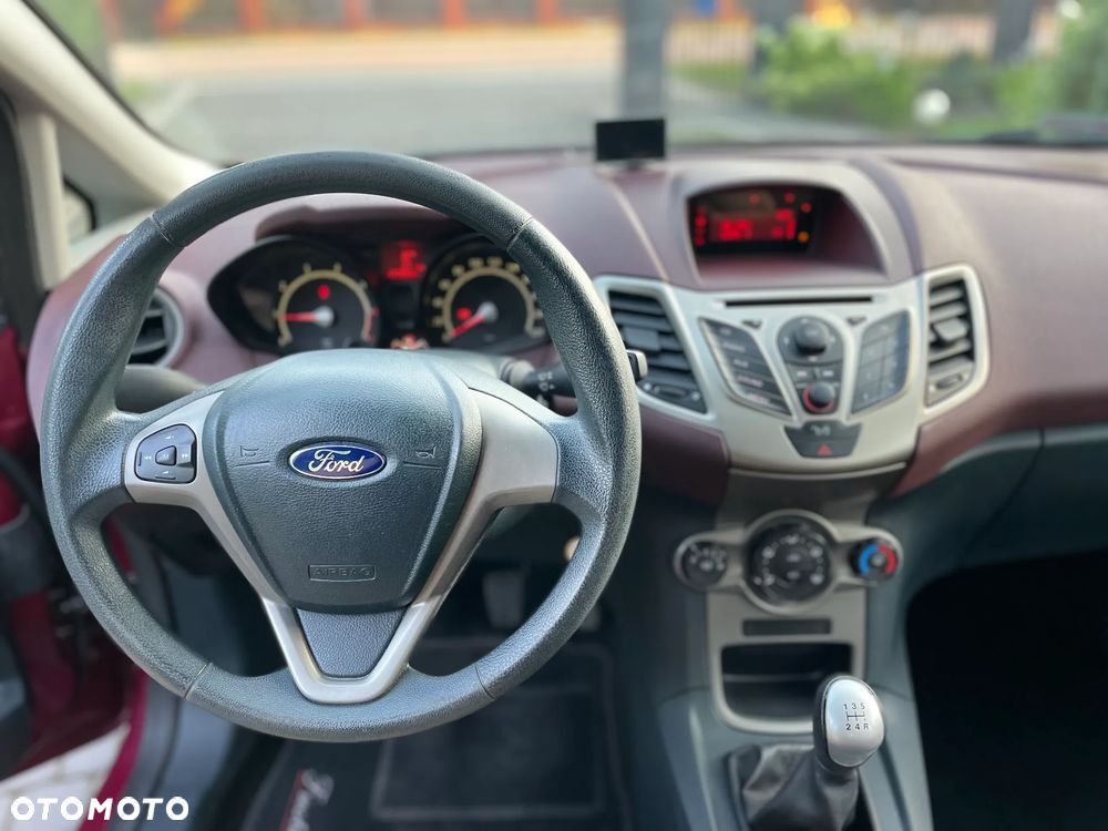 Ford Fiesta 1.25 Trend - 10