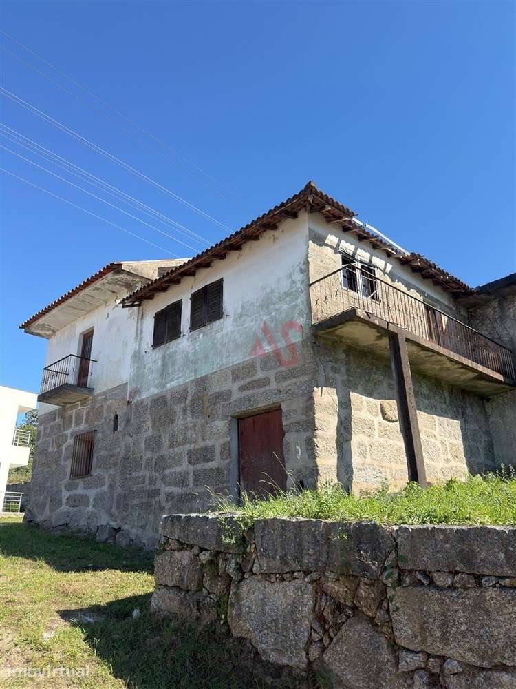 MORADIA T3 PARA RESTAURO | AZURÉM, GUIMARÃES - Grande imagem: 3/19