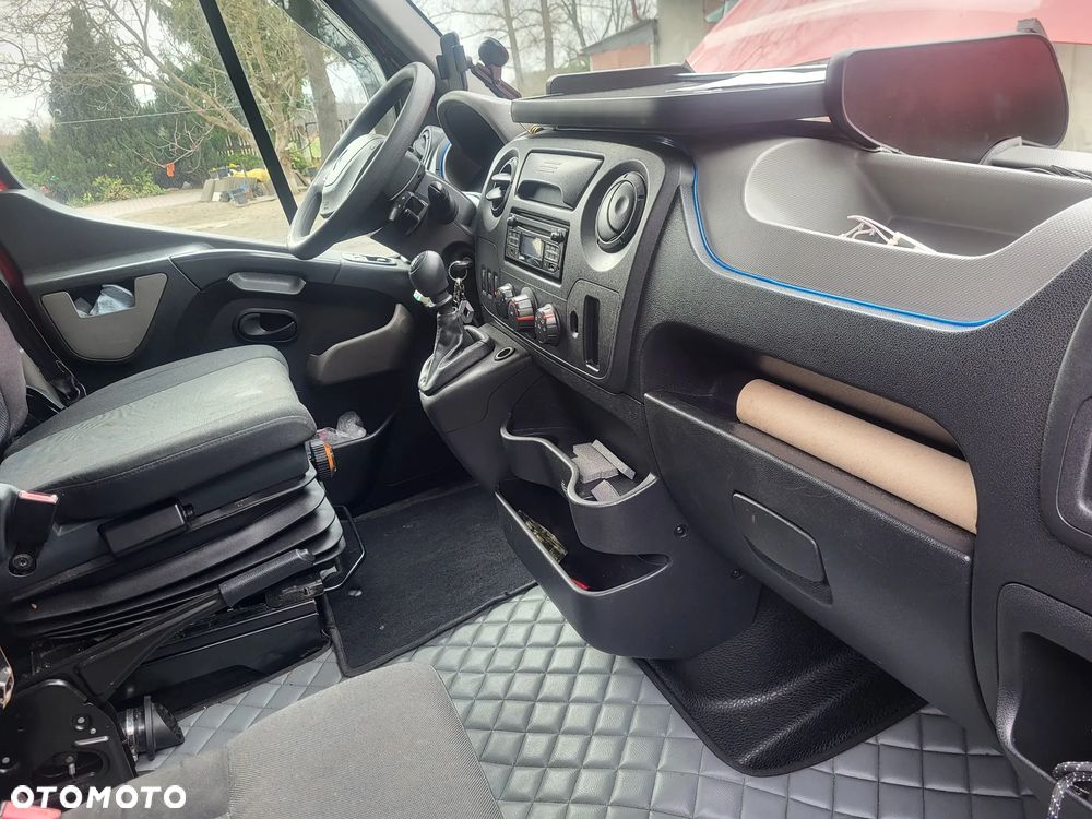 Renault Master - 10