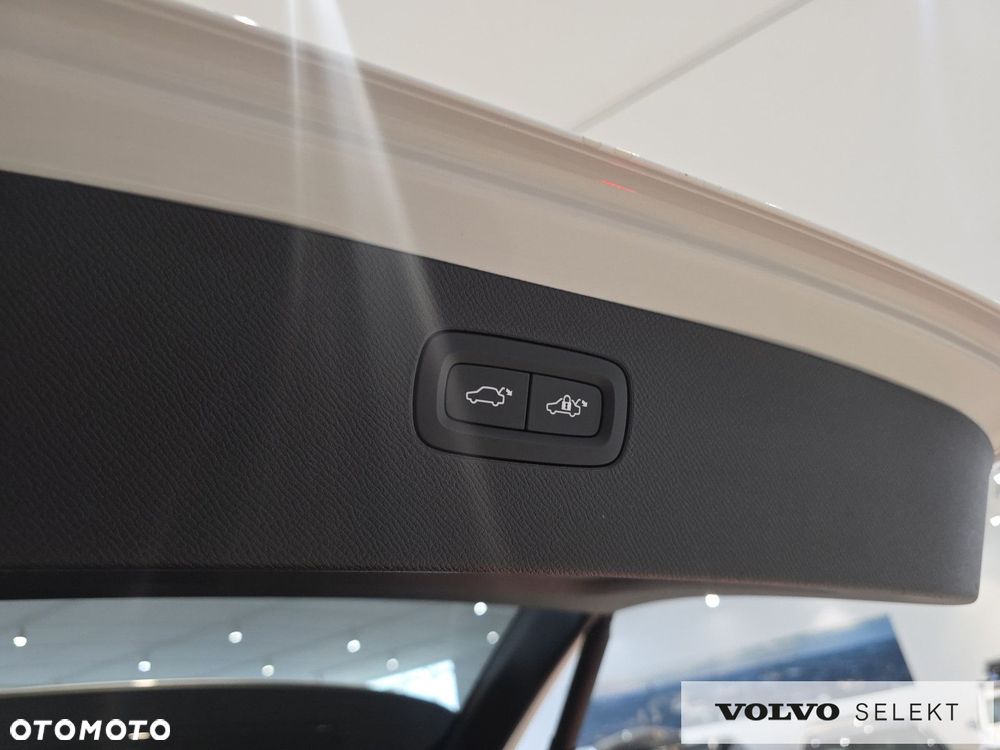 Volvo XC 90 - 41