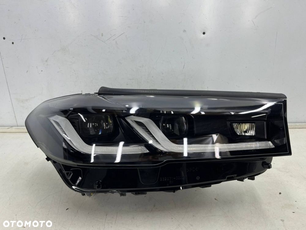 Lampa reflektor BMW 5 G30 G31 LCI LIFT 20-24r. prawa przednia FULL LED Adaptive Europa BLACK czarna - 1