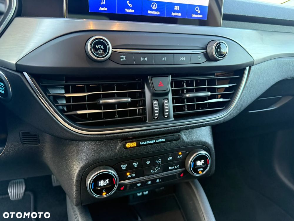 Ford Focus 1.5 EcoBlue STart-Stopp-System TITANIUM - 33