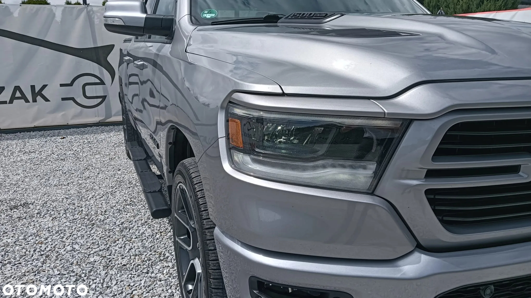Dodge RAM 1500 5.7 4x4 - 11